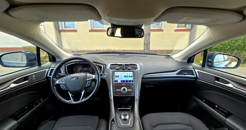 Ford Mondeo cena 68900 przebieg: 183400, rok produkcji 2020 z Iława małe 704